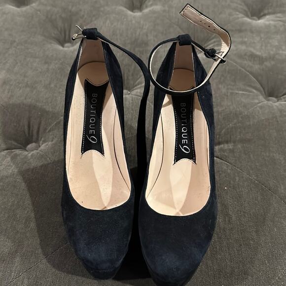 Boutique 9 platform heel with ankle strap - Picture 1 of 4